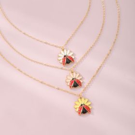 Children's Jewelry Pastoral Style Flower Ladybug Necklace Cute Cartoon Seven-spot Ladybug Pendant (Option: Girls)