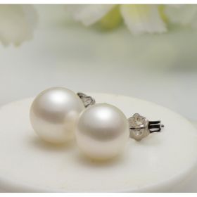 S925 Sterling Silver Needle Natural Freshwater Pearl Ear Studs (Option: Silver Plating)